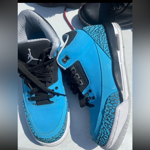 Jordan Powder Blue 3s - Picture 5 of 7